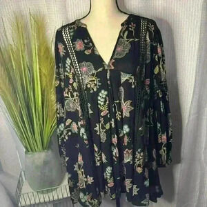 Free People Women’s PS Just The Two Of Us Black Floral Printed Long Sleeve Tunic